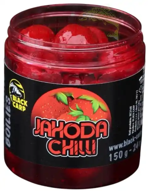 Doprodej - BLACK CARP Dipované boilies Jahoda Chilli 150g 24mm
